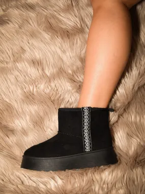 DIVA Round Toe Platform Boots - Black