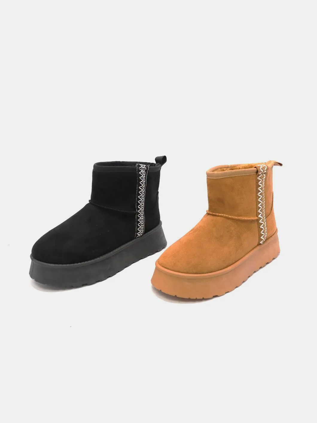 DIVA Round Toe Platform Boots - Black