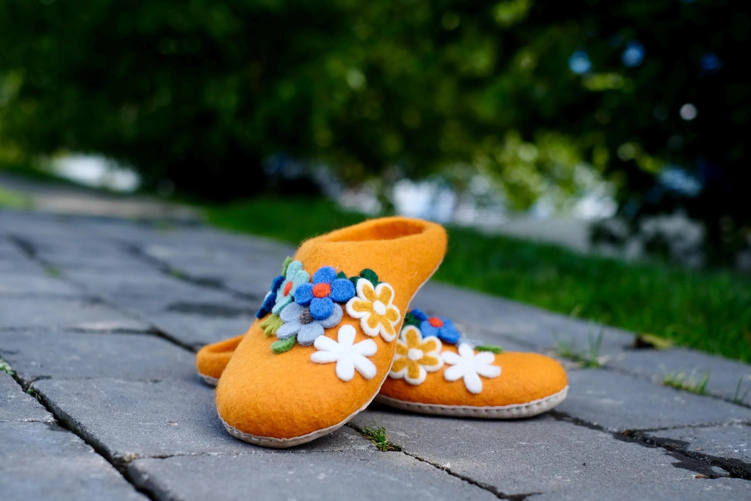 Floral Organic Merino Wool Slippers | Eco-Friendly Flower Design, Rubber or Leather Sole, Cozy Comfort Luxury Women Gift, Felt Flowers