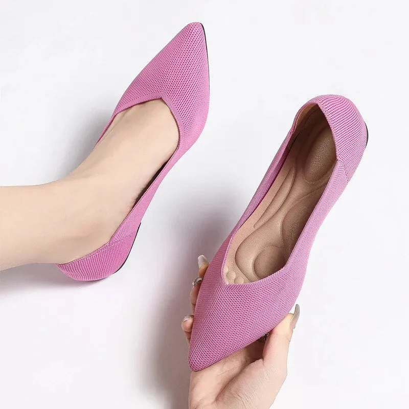 Pointed Knit Flat Shoes: Fashionable and Comfortable for Spring and Autumn